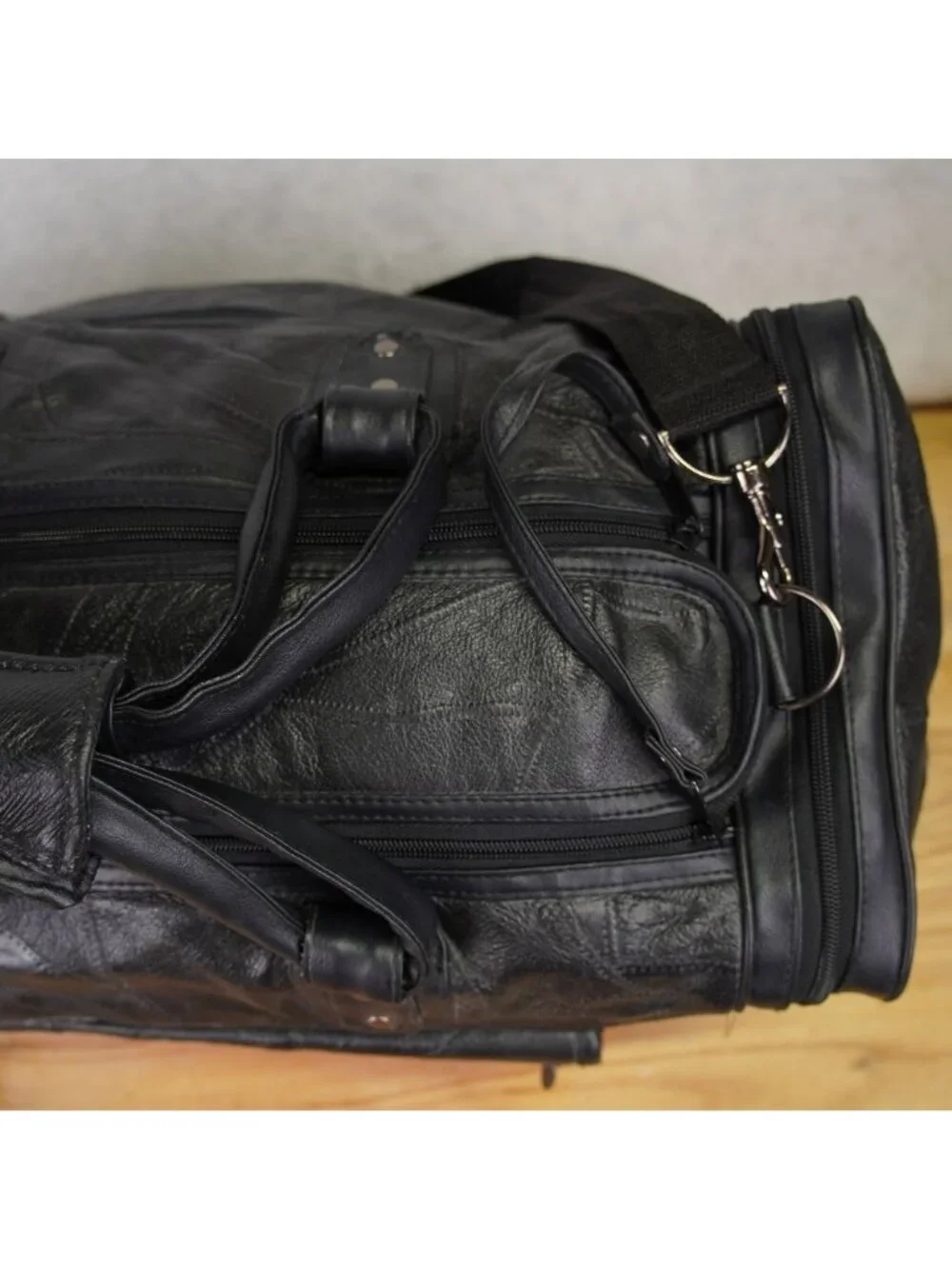 Vintage Genuine Leather Duffle Travel Bag With American Flag Pocket 20